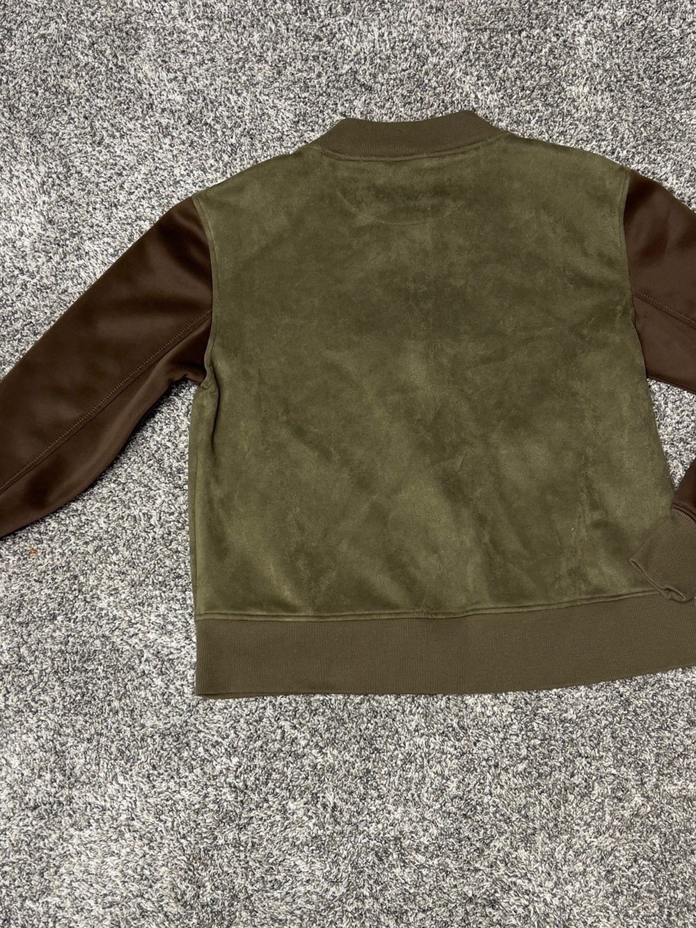 Passport Solo Traveler Woman’s Medium Faux Suede Bomber Varsity Jacket - Picture 7 of 7